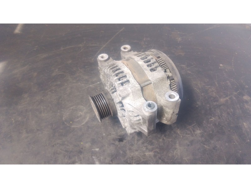 Recambio de alternador para dodge nitro 2.8 crd 4wd referencia OEM IAM 1042106080 04801338AB 