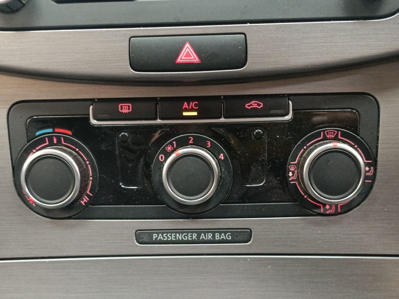 Recambio de mando climatizador para volkswagen passat b7 (362) 2.0 tdi referencia OEM IAM   