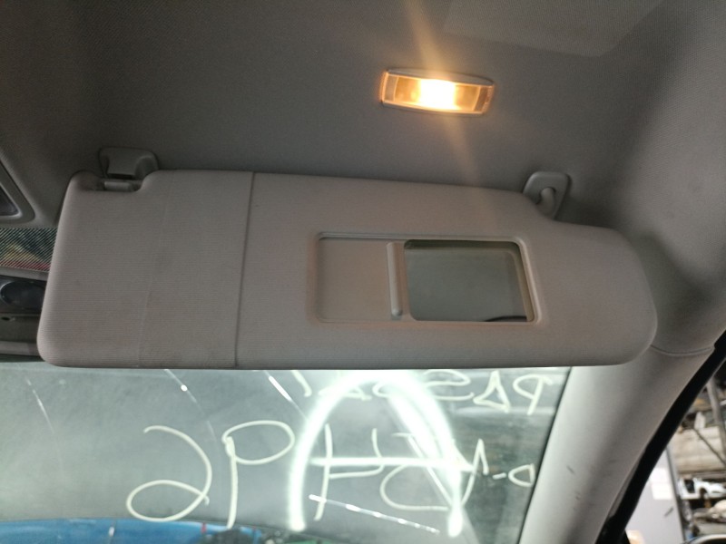 Recambio de parasol derecho para volkswagen passat b7 (362) 2.0 tdi referencia OEM IAM   