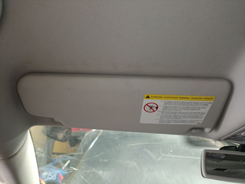 Recambio de parasol izquierdo para volkswagen passat b7 (362) 2.0 tdi referencia OEM IAM   