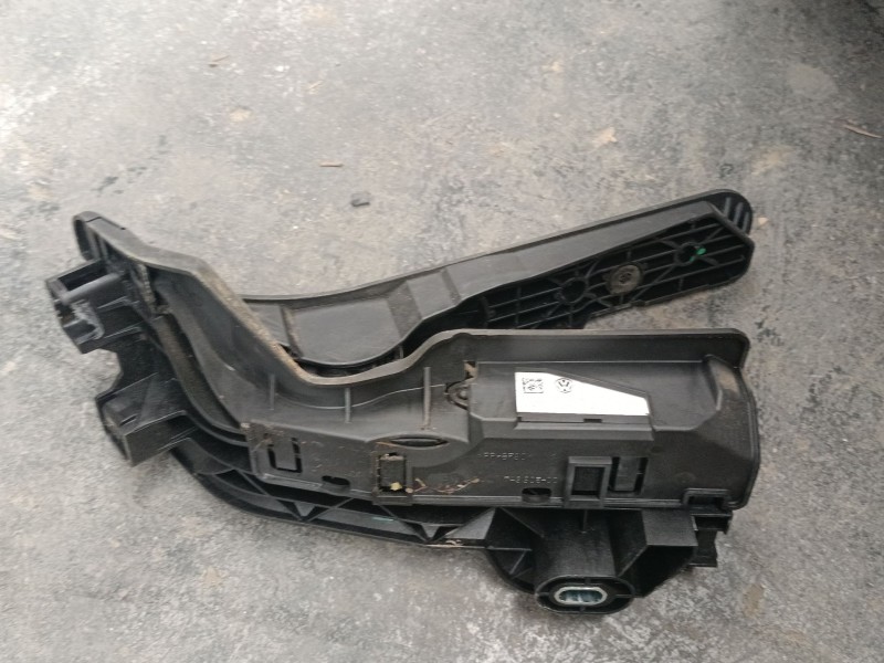 Recambio de pedal acelerador para volkswagen passat b7 (362) 2.0 tdi referencia OEM IAM   