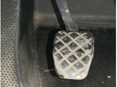 PEDAL EMBRAGUE 
