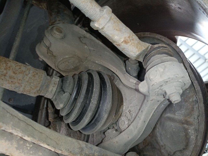 Recambio de mangueta delantera derecha para volkswagen passat b7 (362) 2.0 tdi referencia OEM IAM   