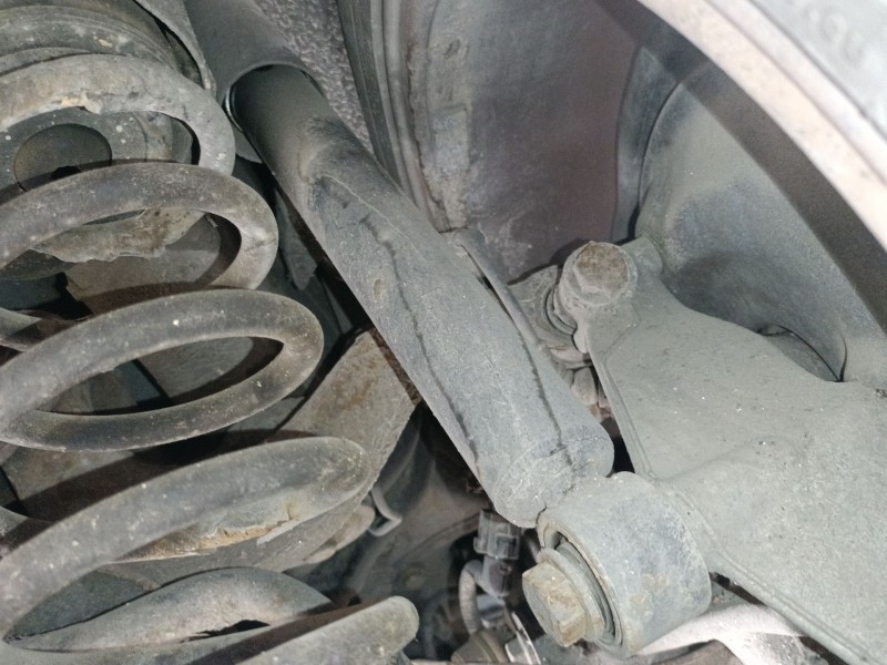 Recambio de amortiguador trasero derecho para volkswagen passat b7 (362) 2.0 tdi referencia OEM IAM   