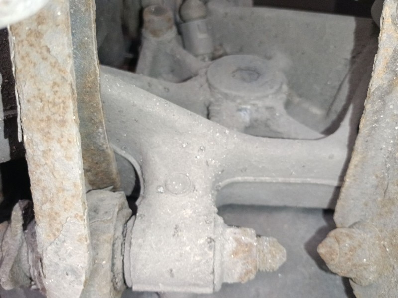 Recambio de mangueta trasera derecha para volkswagen passat b7 (362) 2.0 tdi referencia OEM IAM   