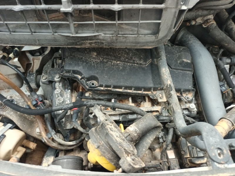 opel vivaro a autobús (x83) del año 2012