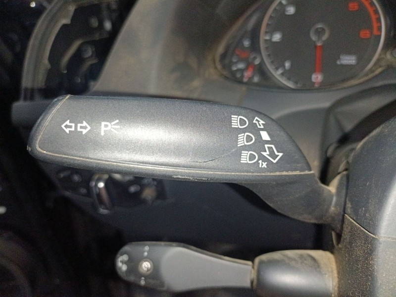 Recambio de mando intermitentes para audi q5 (8rb) 2.0 tdi quattro referencia OEM IAM   
