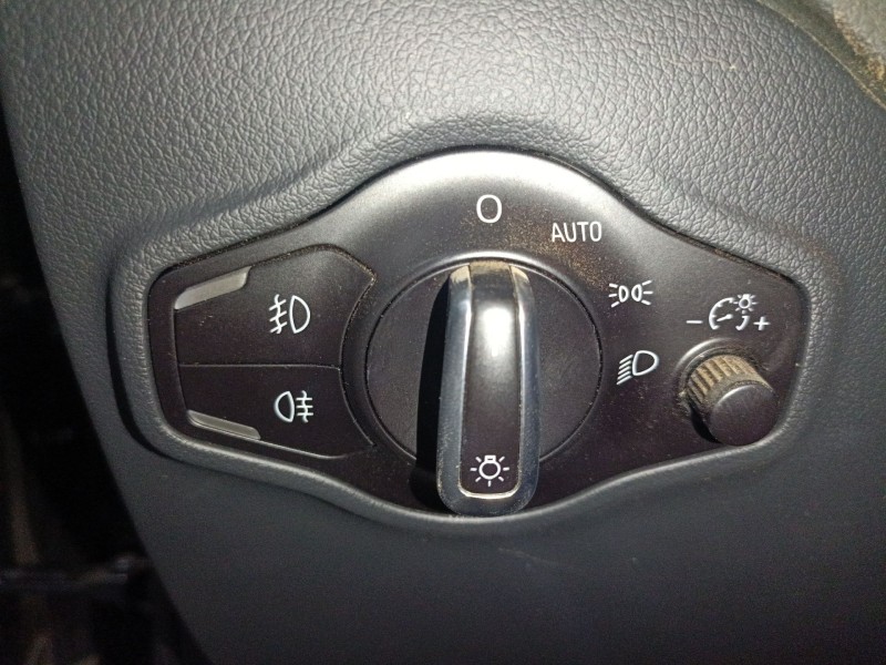 Recambio de mando luces para audi q5 (8rb) 2.0 tdi quattro referencia OEM IAM   