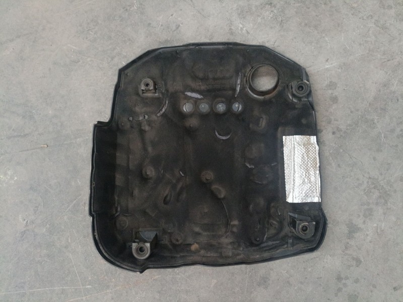 Recambio de tapa motor para audi q5 (8rb) 2.0 tdi quattro referencia OEM IAM   