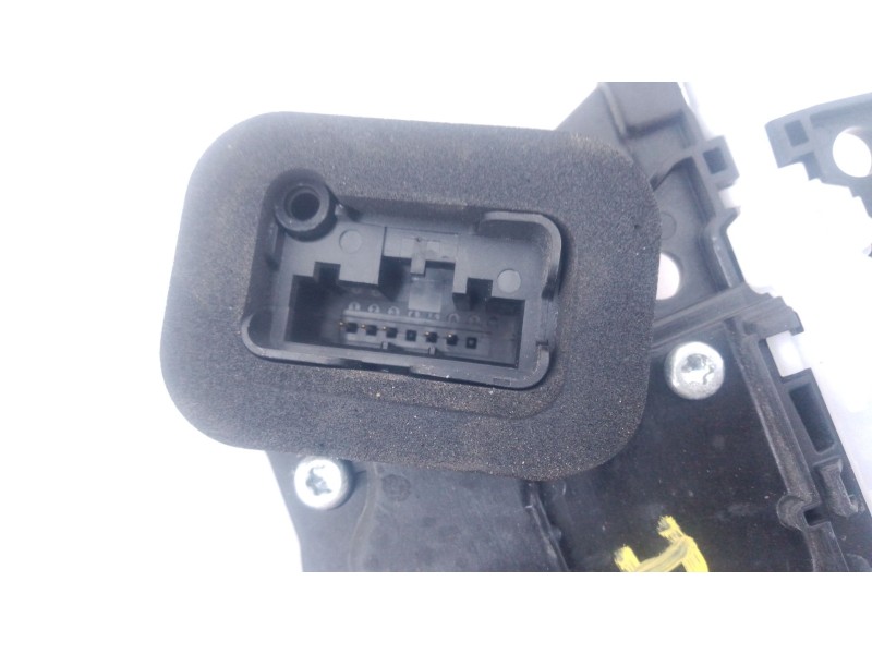 Recambio de cerradura puerta trasera izquierda para volkswagen t-cross (c11, d31) 1.0 tsi referencia OEM IAM   
