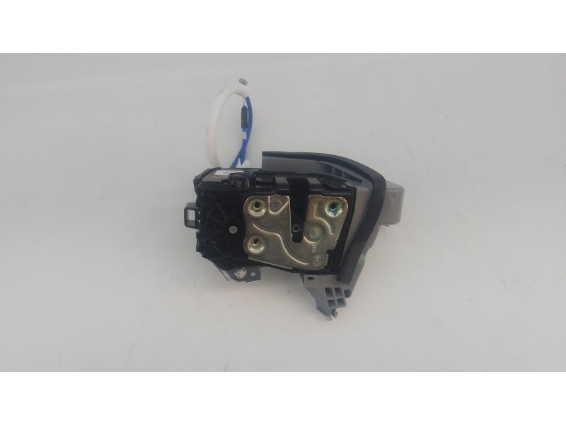 Recambio de cerradura puerta trasera derecha para kia sportage v (nq5) 1.6 t-gdi referencia OEM IAM   