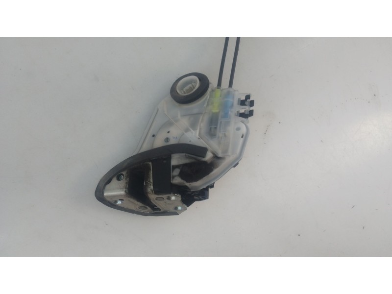 Recambio de cerradura puerta trasera izquierda para toyota aygo (_b4_) 1.0 (kgb40) referencia OEM IAM 6906002391  