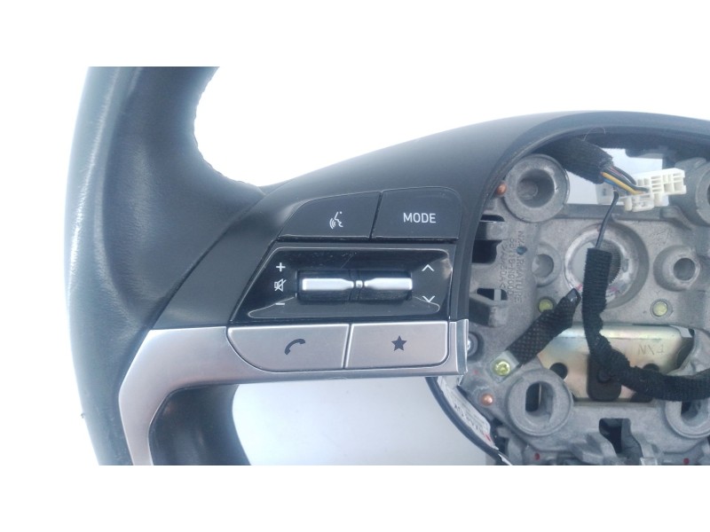 Recambio de volante para hyundai tucson (nx4e, nx4a) 1.6 crdi hybrid 48v htrac referencia OEM IAM   