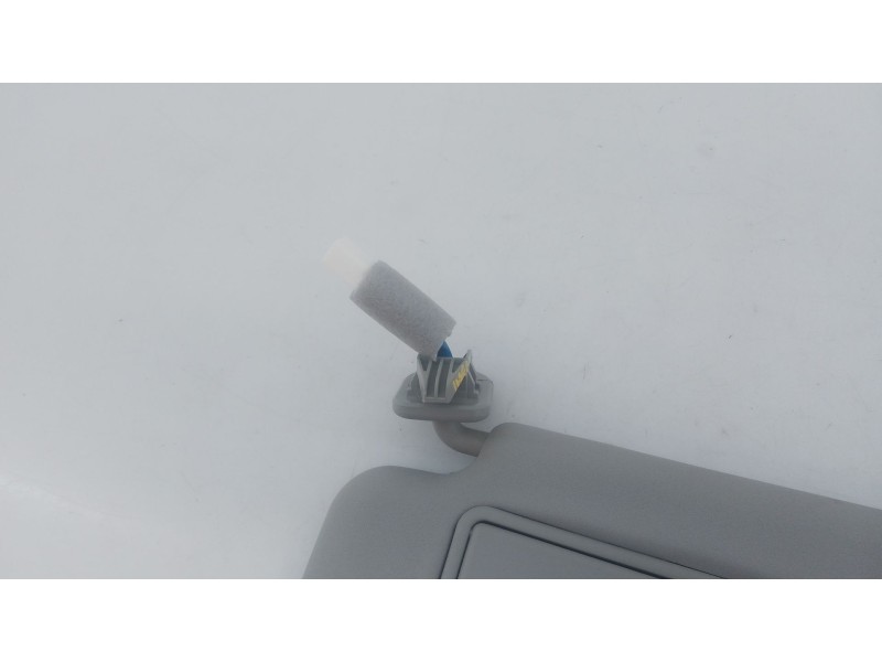 Recambio de parasol izquierdo para suzuki vitara (ly) 1.0 (apk 310) referencia OEM IAM   