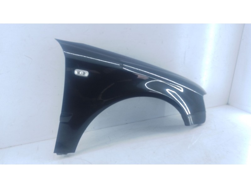 Recambio de aleta delantera derecha para audi q5 (8rb) 2.0 tdi quattro referencia OEM IAM   E4-B3-3