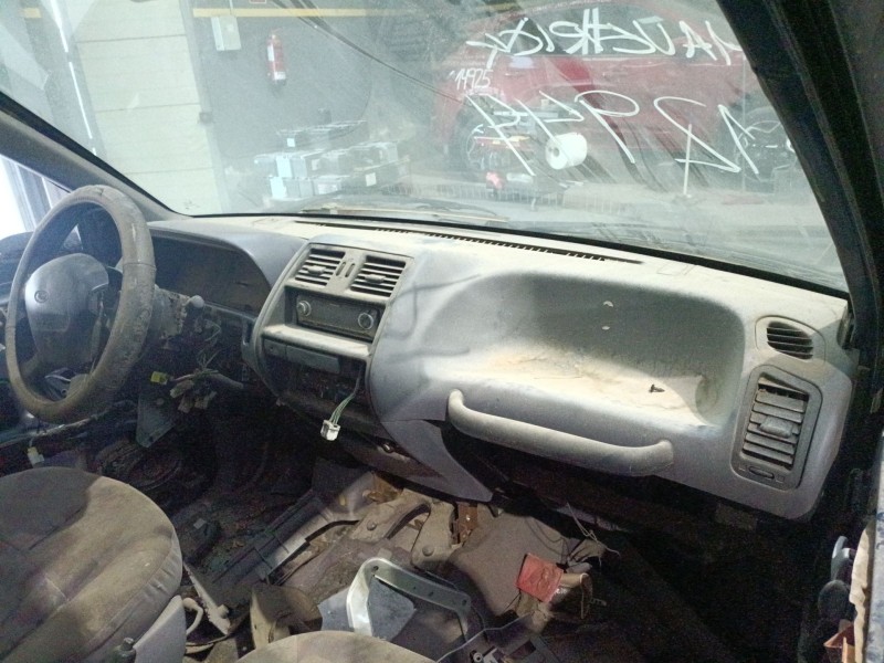 ford maverick (uds, uns) del año 1996