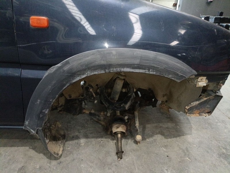 Recambio de aletin delantero derecho para ford maverick (uds, uns) 2.7 td referencia OEM IAM   