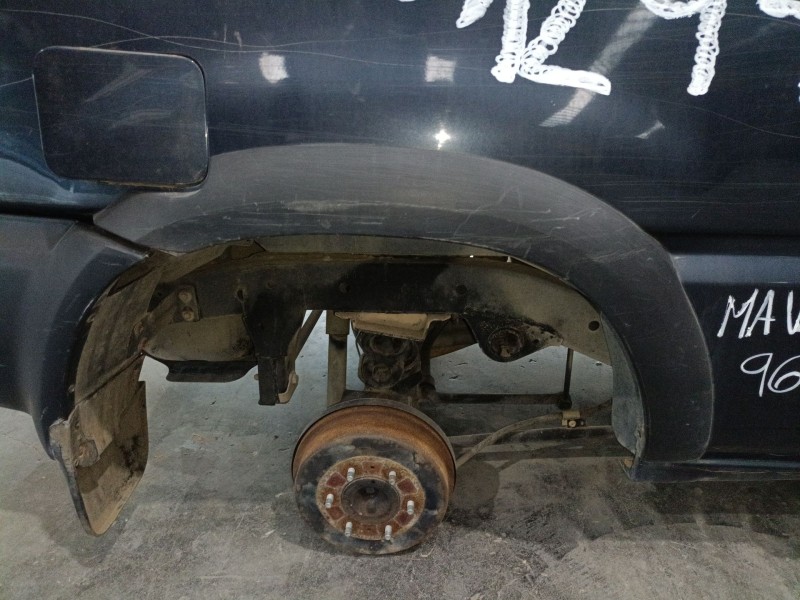 Recambio de aletin trasero derecho para ford maverick (uds, uns) 2.7 td referencia OEM IAM   