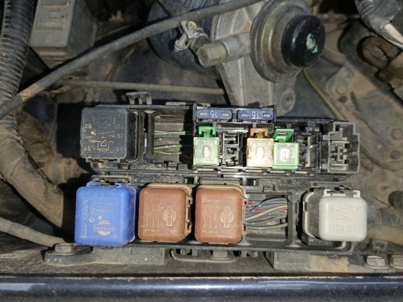 Recambio de caja reles / fusibles para ford maverick (uds, uns) 2.7 td referencia OEM IAM   