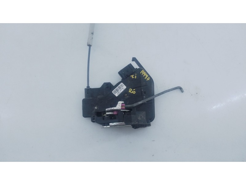 Recambio de cerradura puerta trasera izquierda para kia rio iv (yb, sc, fb) 1.25 referencia OEM IAM   