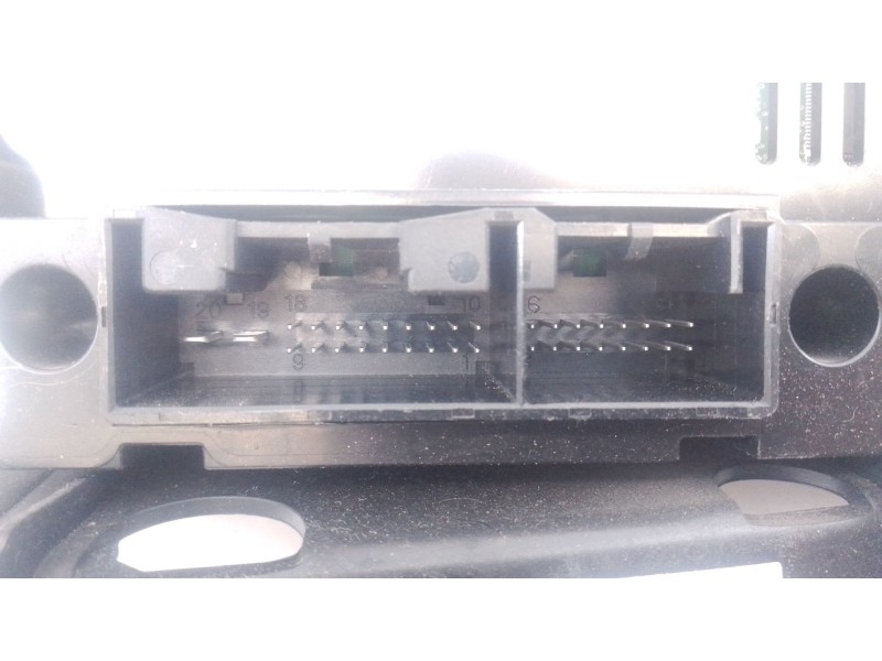 Recambio de mando climatizador para audi q5 (8rb) 2.0 tdi quattro referencia OEM IAM   