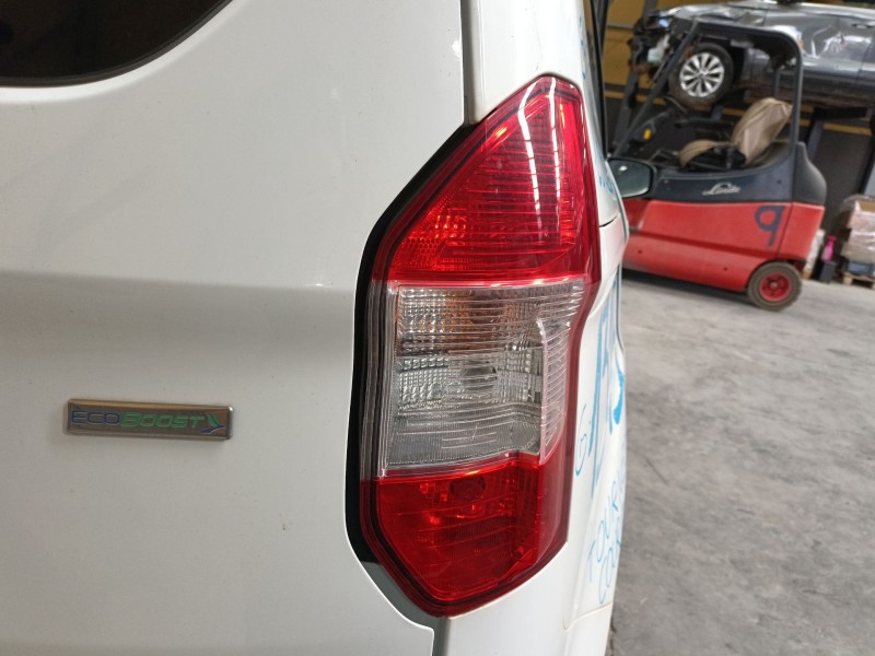 Recambio de piloto trasero derecho para ford tourneo courier b460 monospace 1.0 ecoboost referencia OEM IAM   