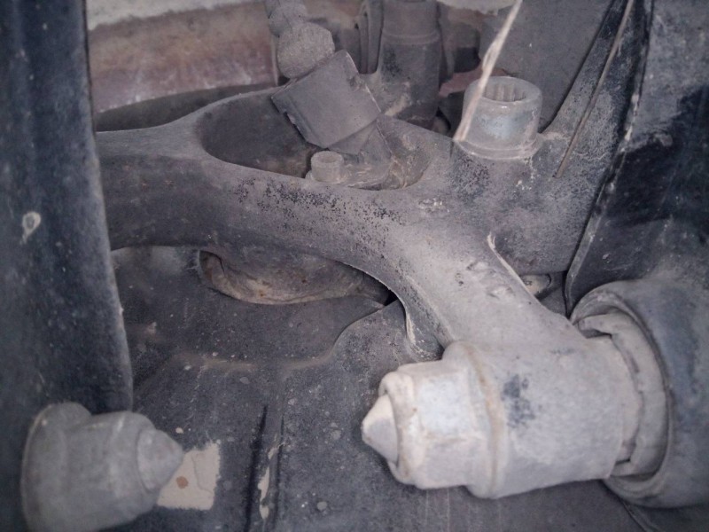 Recambio de mangueta trasera izquierda para audi a3 (8p) 1.9 tdi limited edition referencia OEM IAM   