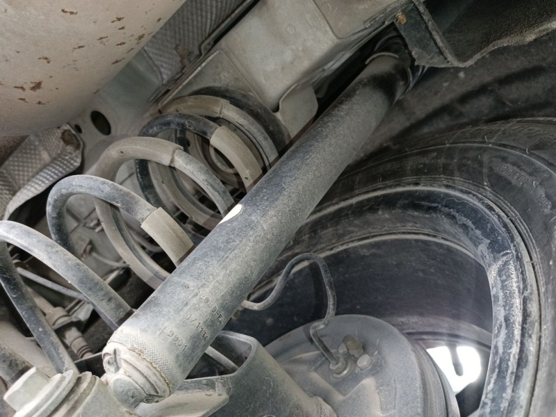 Recambio de amortiguador trasero derecho para ford tourneo courier b460 monospace 1.0 ecoboost referencia OEM IAM   