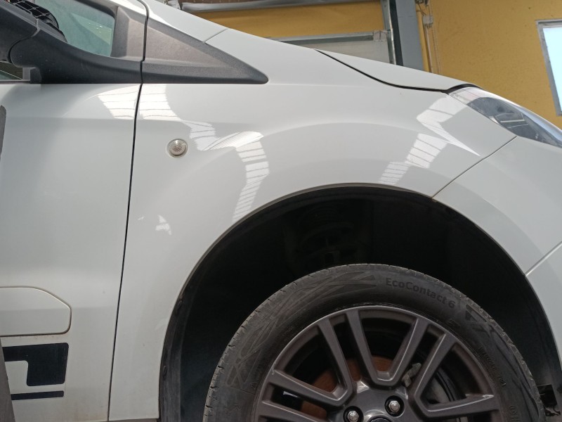 Recambio de aleta delantera derecha para ford tourneo courier b460 monospace 1.0 ecoboost referencia OEM IAM   