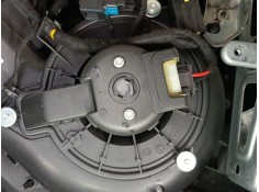 Recambio de ventilador calefaccion para iveco daily vi furgoneta 35s18, 35c18, 40c18, 50c18, 60c18, 65c18, 70c18 referencia OEM 