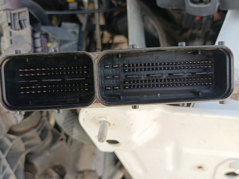Recambio de centralita motor uce para iveco daily vi furgoneta 35s18, 35c18, 40c18, 50c18, 60c18, 65c18, 70c18 referencia OEM IA