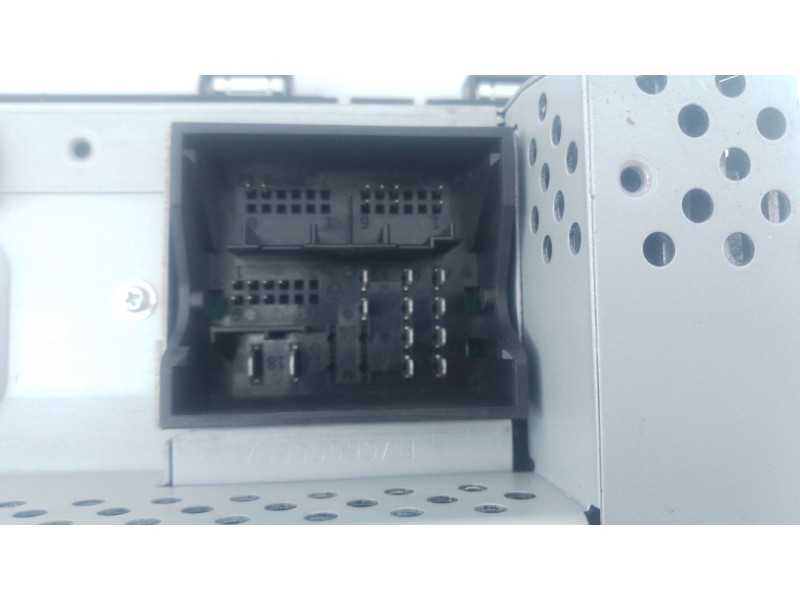 Recambio de sistema audio / radio cd para volkswagen caddy v furgón/monospace (sba, sbh) 2.0 tdi bmt referencia OEM IAM   