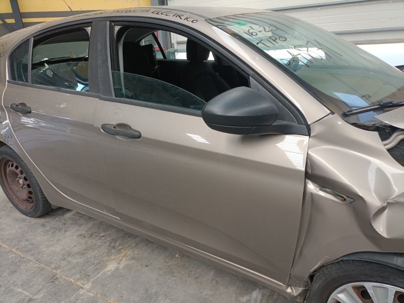 Recambio de puerta delantera derecha para fiat tipo hatchback (356_, 357_) 1.3 d (356hxh1a) referencia OEM IAM   