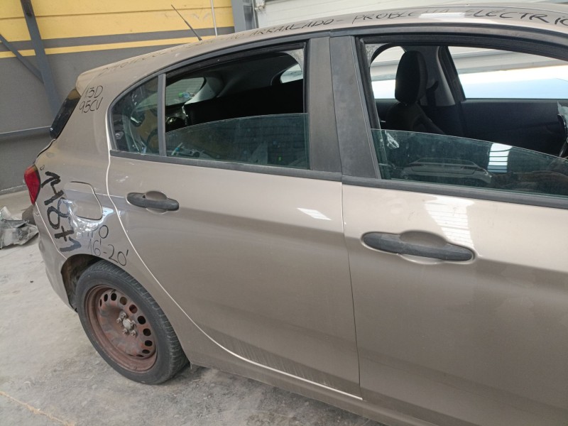 Recambio de puerta trasera derecha para fiat tipo hatchback (356_, 357_) 1.3 d (356hxh1a) referencia OEM IAM   