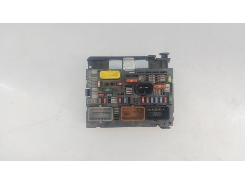 Recambio de caja reles / fusibles para peugeot 308 i (4a_, 4c_) 1.6 hdi referencia OEM IAM   
