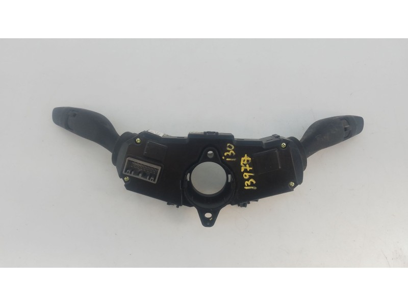 Recambio de mando intermitentes para hyundai i30 (pde, pd, pden) 1.0 t-gdi referencia OEM IAM   