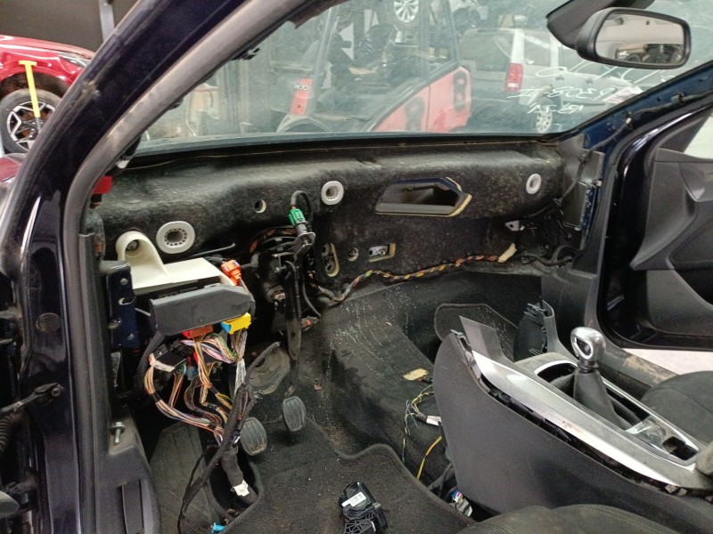 peugeot 308 ii (lb_, lp_, lw_, lh_, l3_) del año 2013