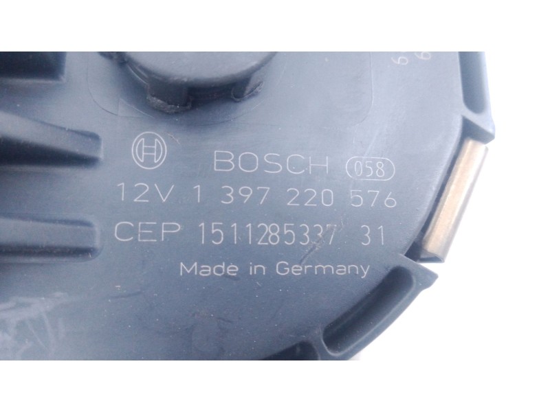 Recambio de motor limpia delantero para peugeot 5008 premium referencia OEM IAM 1397220576  E1-A4-12-2