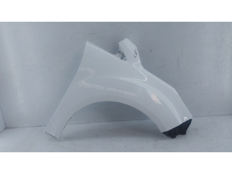 Recambio de aleta delantera derecha para ford c-max ii (dxa/cb7, dxa/ceu) 1.6 tdci referencia OEM IAM   E4-B3-5
