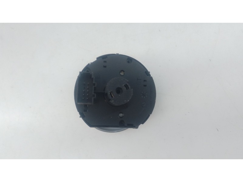 Recambio de mando luces para volkswagen polo vi (aw1, bz1, ae1) gti referencia OEM IAM   