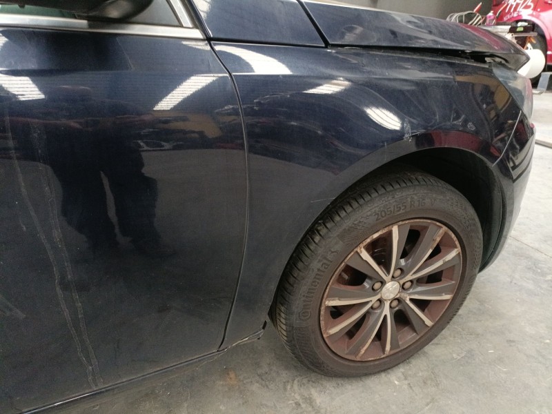 Recambio de aleta delantera derecha para peugeot 308 ii (lb_, lp_, lw_, lh_, l3_) 1.6 hdi / bluehdi 115 referencia OEM IAM   
