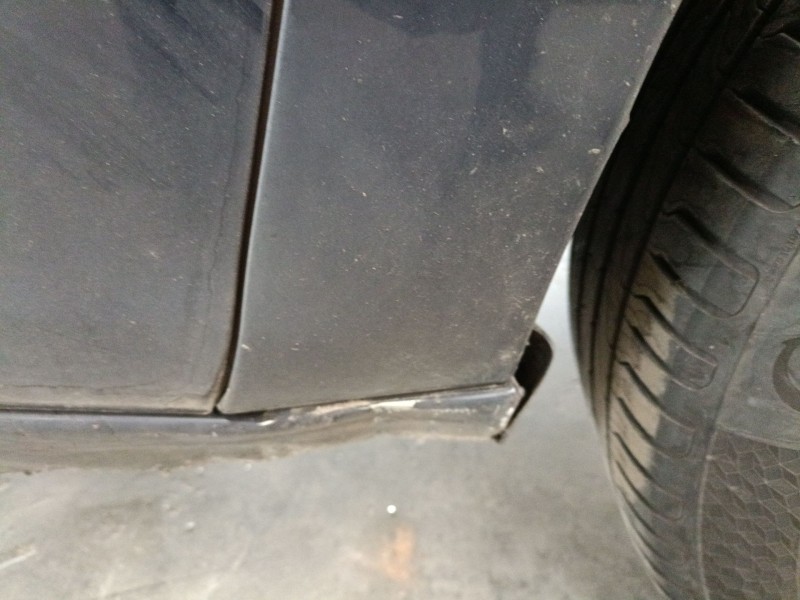 Recambio de aleta delantera derecha para peugeot 308 ii (lb_, lp_, lw_, lh_, l3_) 1.6 hdi / bluehdi 115 referencia OEM IAM   