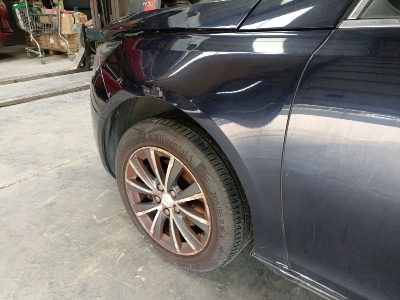 Recambio de aleta delantera izquierda para peugeot 308 ii (lb_, lp_, lw_, lh_, l3_) 1.6 hdi / bluehdi 115 referencia OEM IAM   