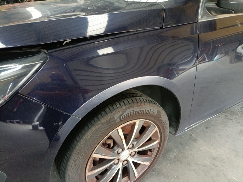 Recambio de aleta delantera izquierda para peugeot 308 ii (lb_, lp_, lw_, lh_, l3_) 1.6 hdi / bluehdi 115 referencia OEM IAM   