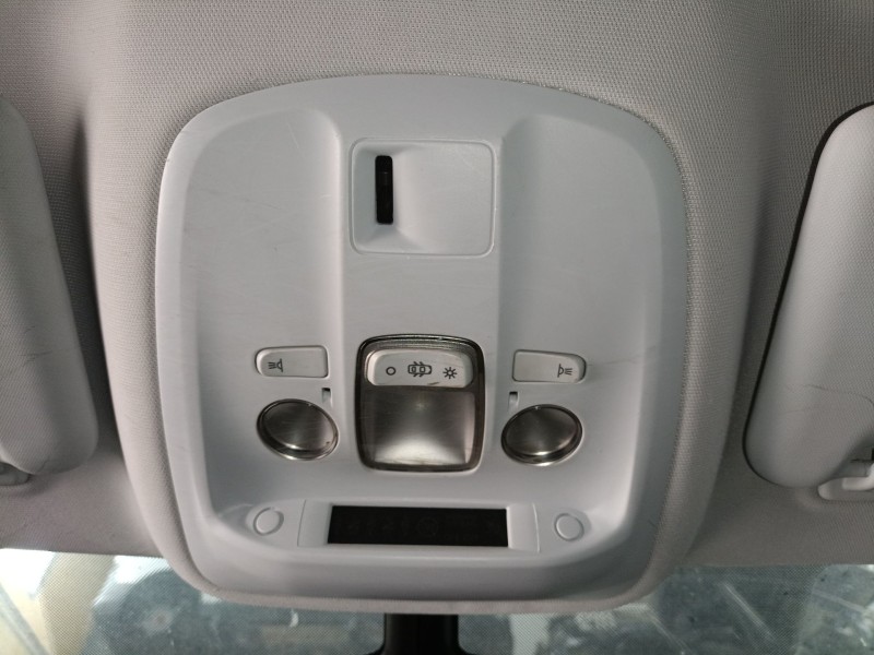 Recambio de luz interior para peugeot 308 ii (lb_, lp_, lw_, lh_, l3_) 1.6 hdi / bluehdi 115 referencia OEM IAM   