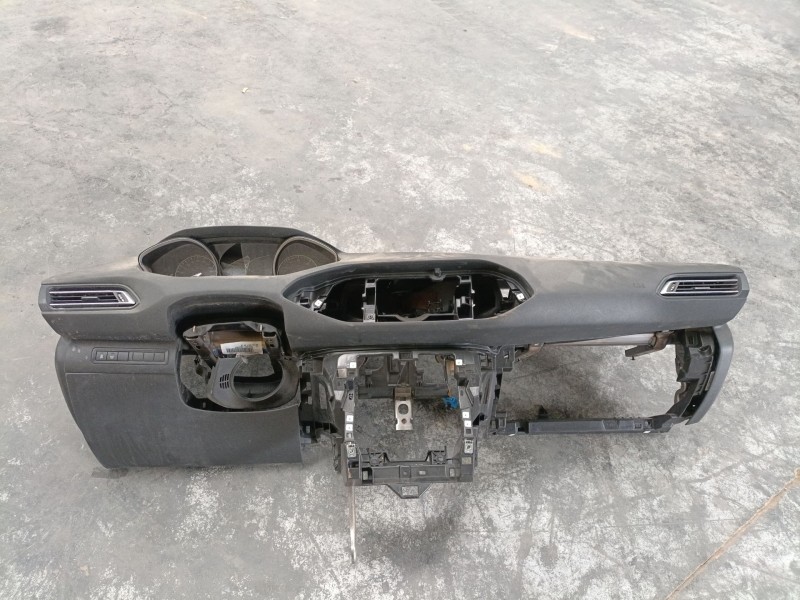 Recambio de salpicadero para peugeot 308 ii (lb_, lp_, lw_, lh_, l3_) 1.6 hdi / bluehdi 115 referencia OEM IAM   