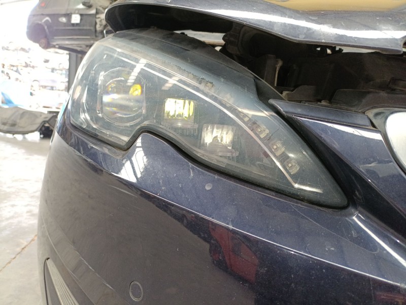 Recambio de faro derecho xenon para peugeot 308 ii (lb_, lp_, lw_, lh_, l3_) 1.6 hdi / bluehdi 115 referencia OEM IAM   