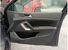 Recambio de guarnecido puerta delantera derecha para peugeot 308 ii (lb_, lp_, lw_, lh_, l3_) 1.6 hdi / bluehdi 115 referencia O