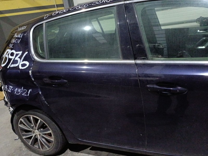 Recambio de puerta trasera derecha para peugeot 308 ii (lb_, lp_, lw_, lh_, l3_) 1.6 hdi / bluehdi 115 referencia OEM IAM   