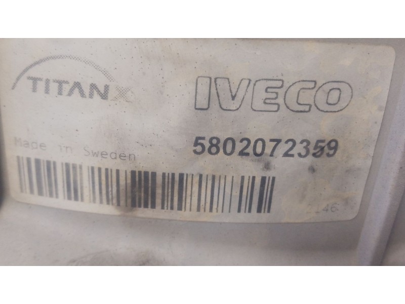 Recambio de radiador aceite para iveco daily vi furgoneta 35s18, 35c18, 40c18, 50c18, 60c18, 65c18, 70c18 referencia OEM IAM   